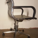 Office chair 70