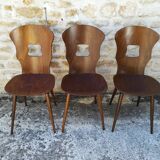 Chaises de bistrot depareillées