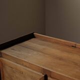 Meuble d’atelier en pin – Travail français des années 1970