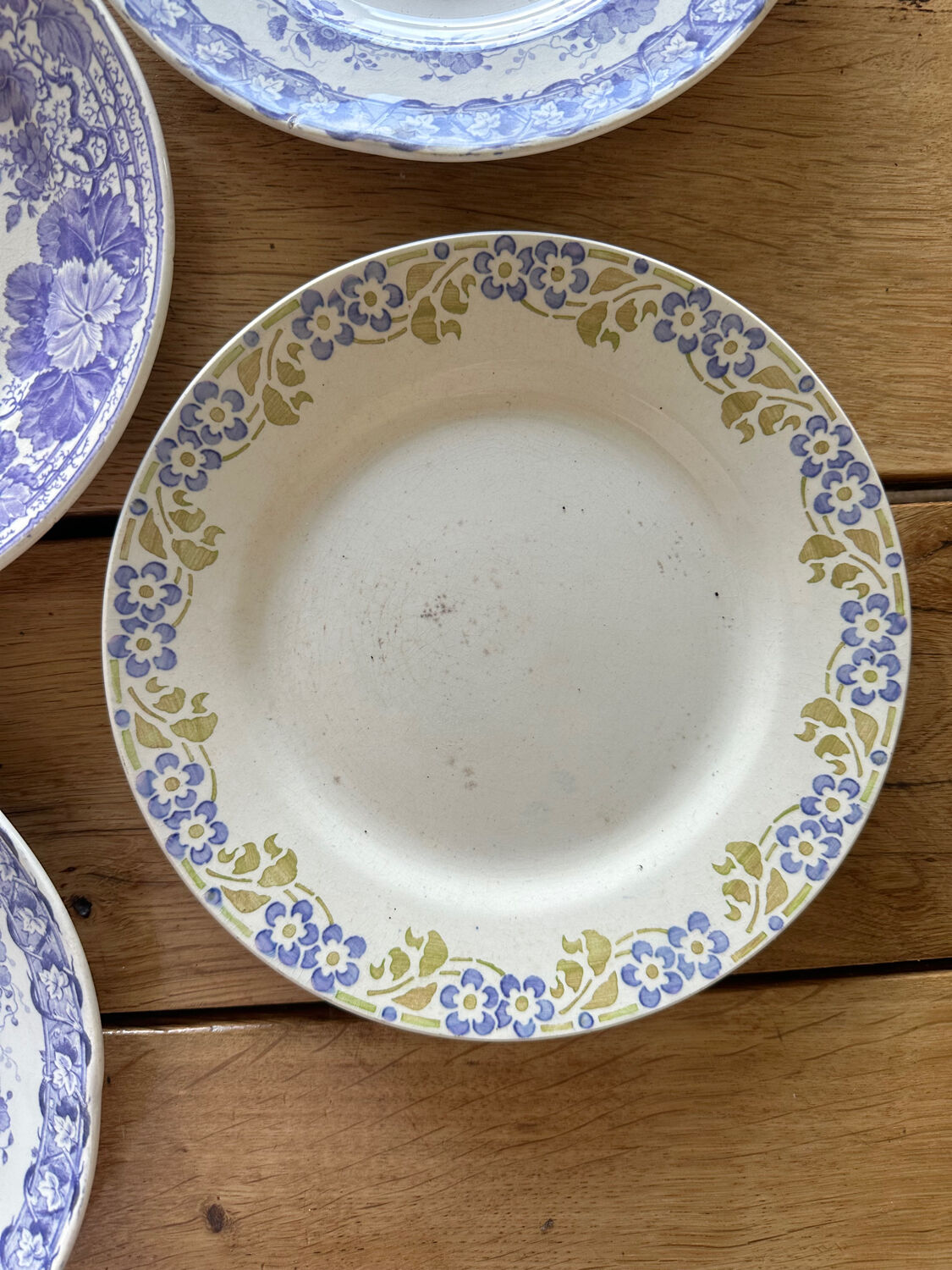 6 mismatched plates