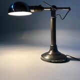 Lampe moderniste