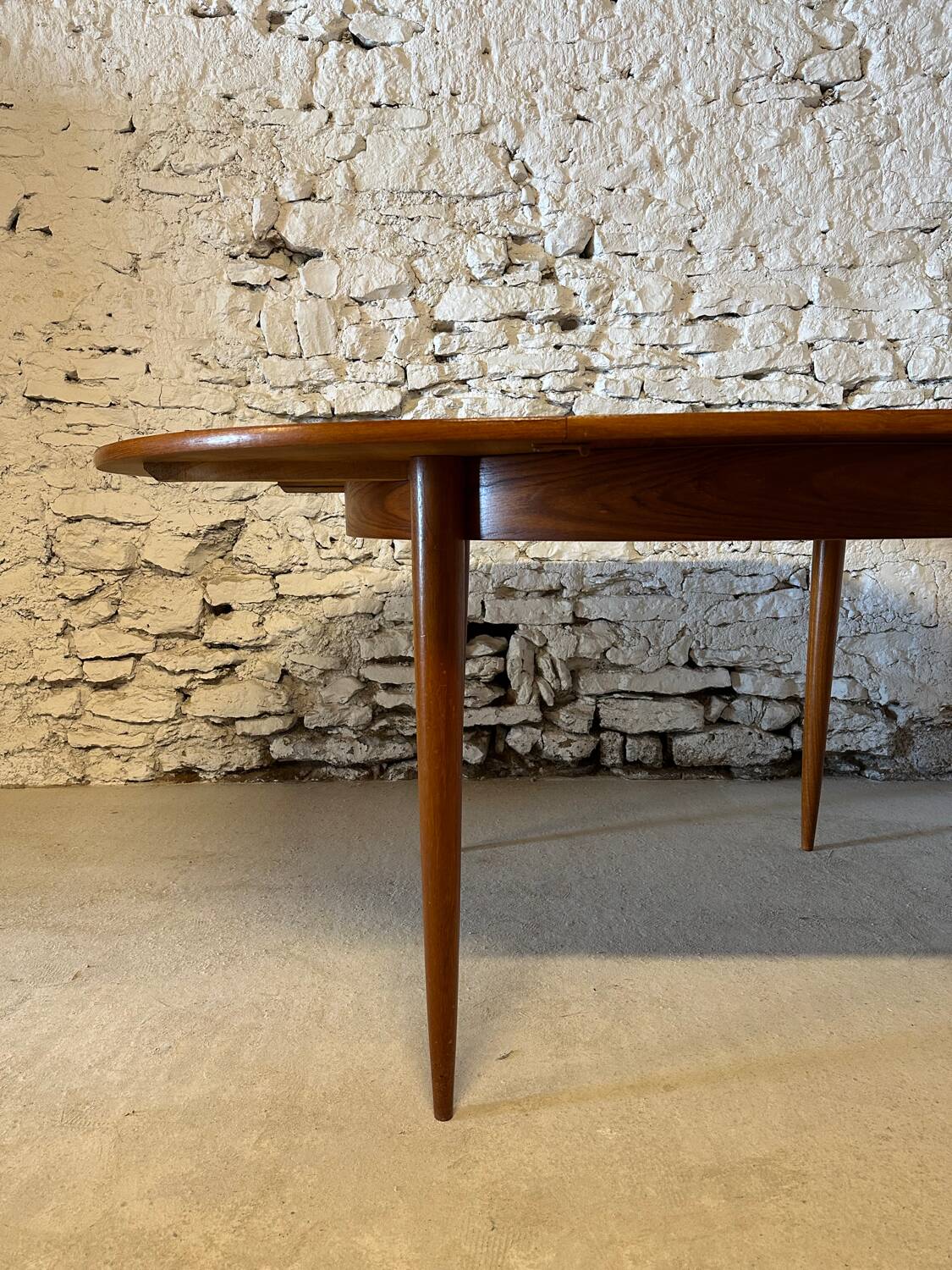 1960s Scandinavian extendable teak round table
