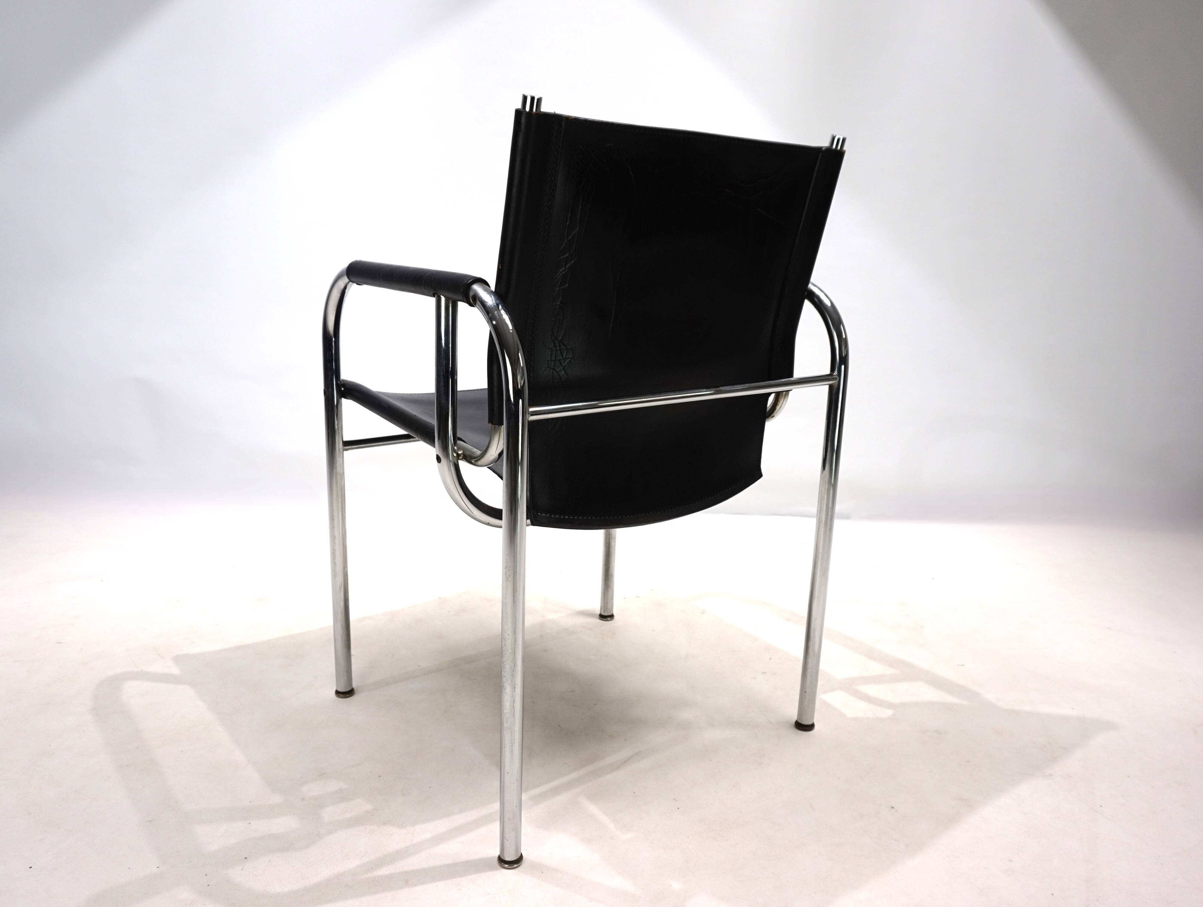 Strässle HE leather lounge chair by Hans Eichenberger