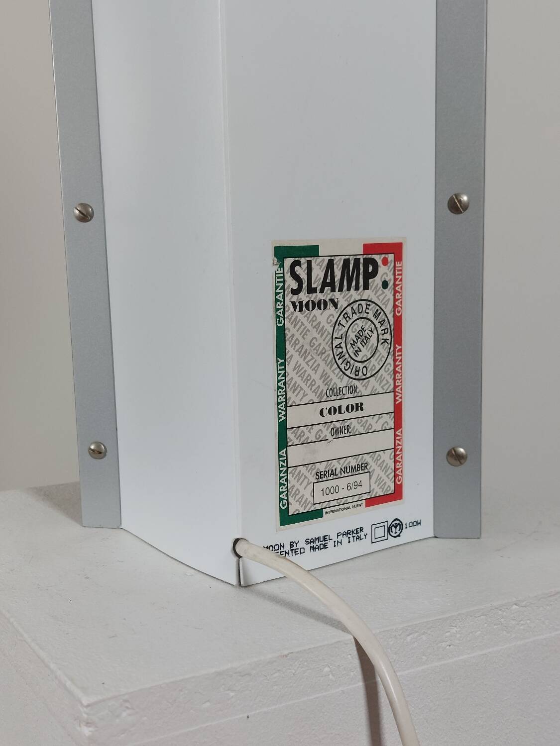 Paire de lampes de table ultralégères en forme de lune, design Samuel Parker pour Slamp