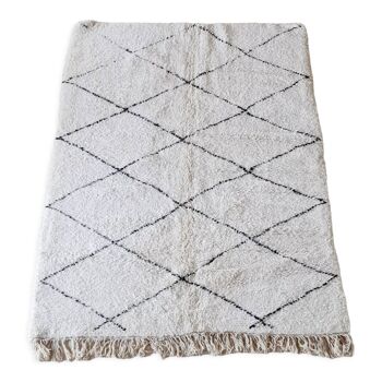 Carpet Beni Ouarain Middle atlas white wool