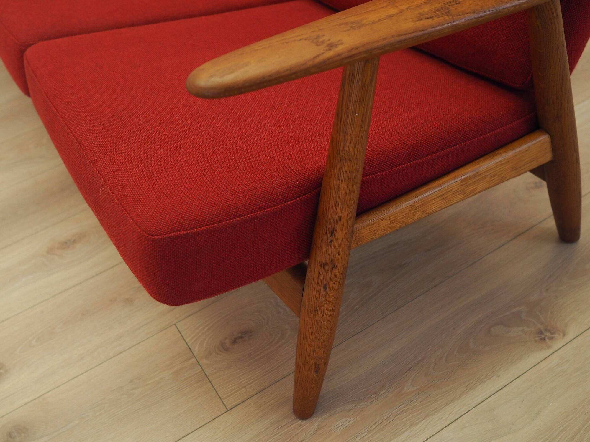 Red sofa CIGAR, Danish design, 1960s, designer: Hans J. Wegner, manufacture