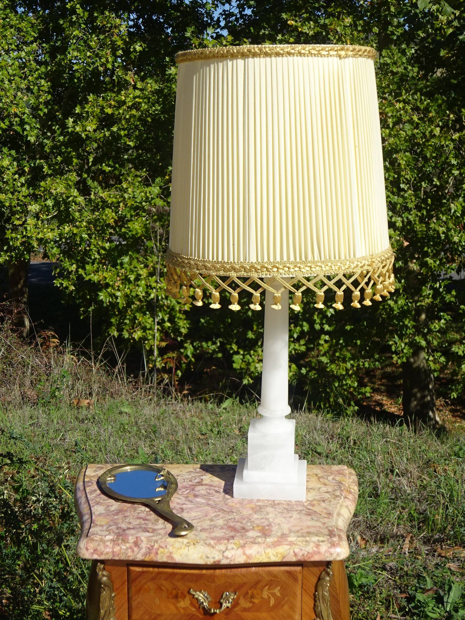 Lampe en albâtre