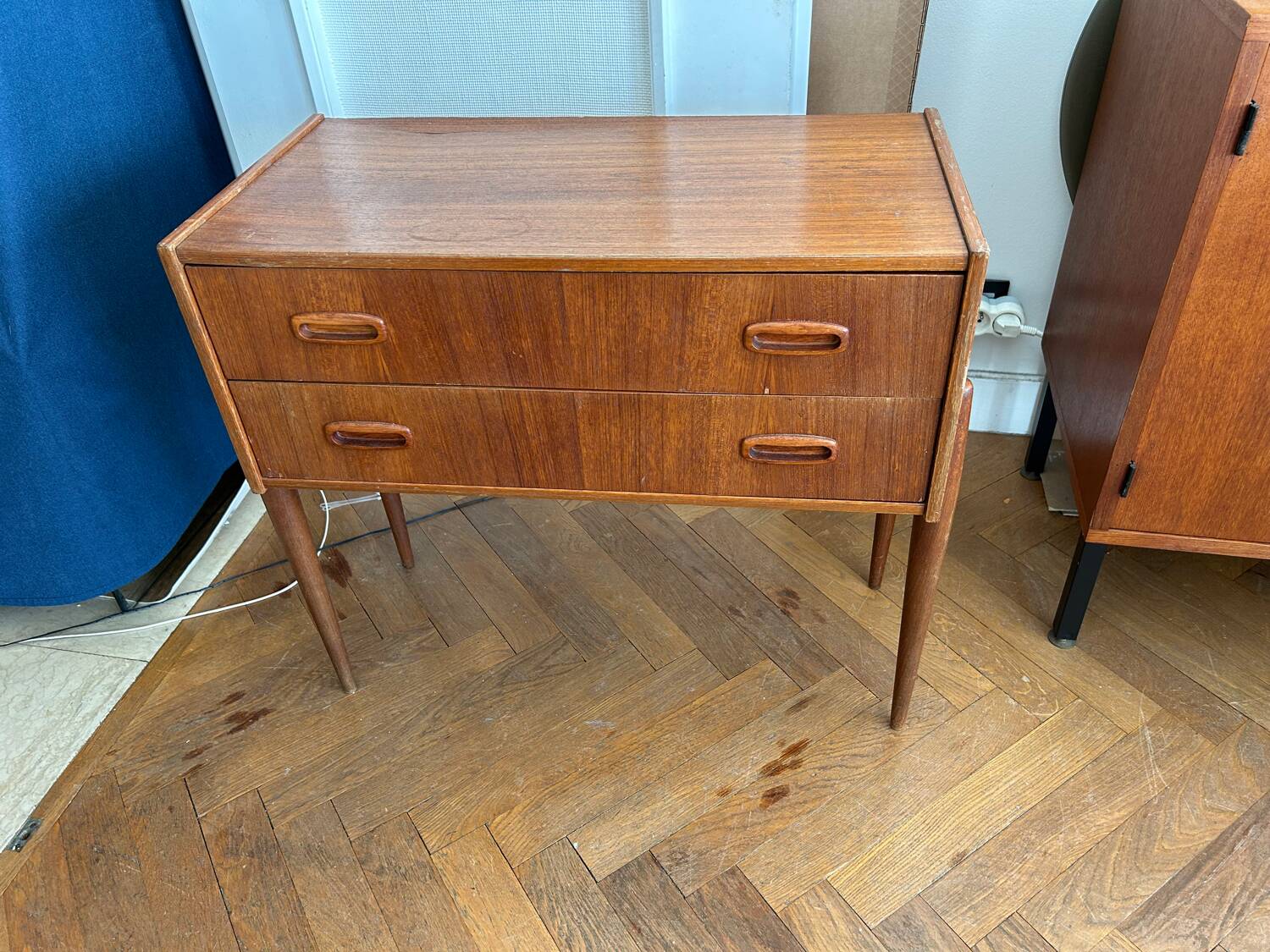 Table de chevet scandinave / petite commode scandinave vintage design