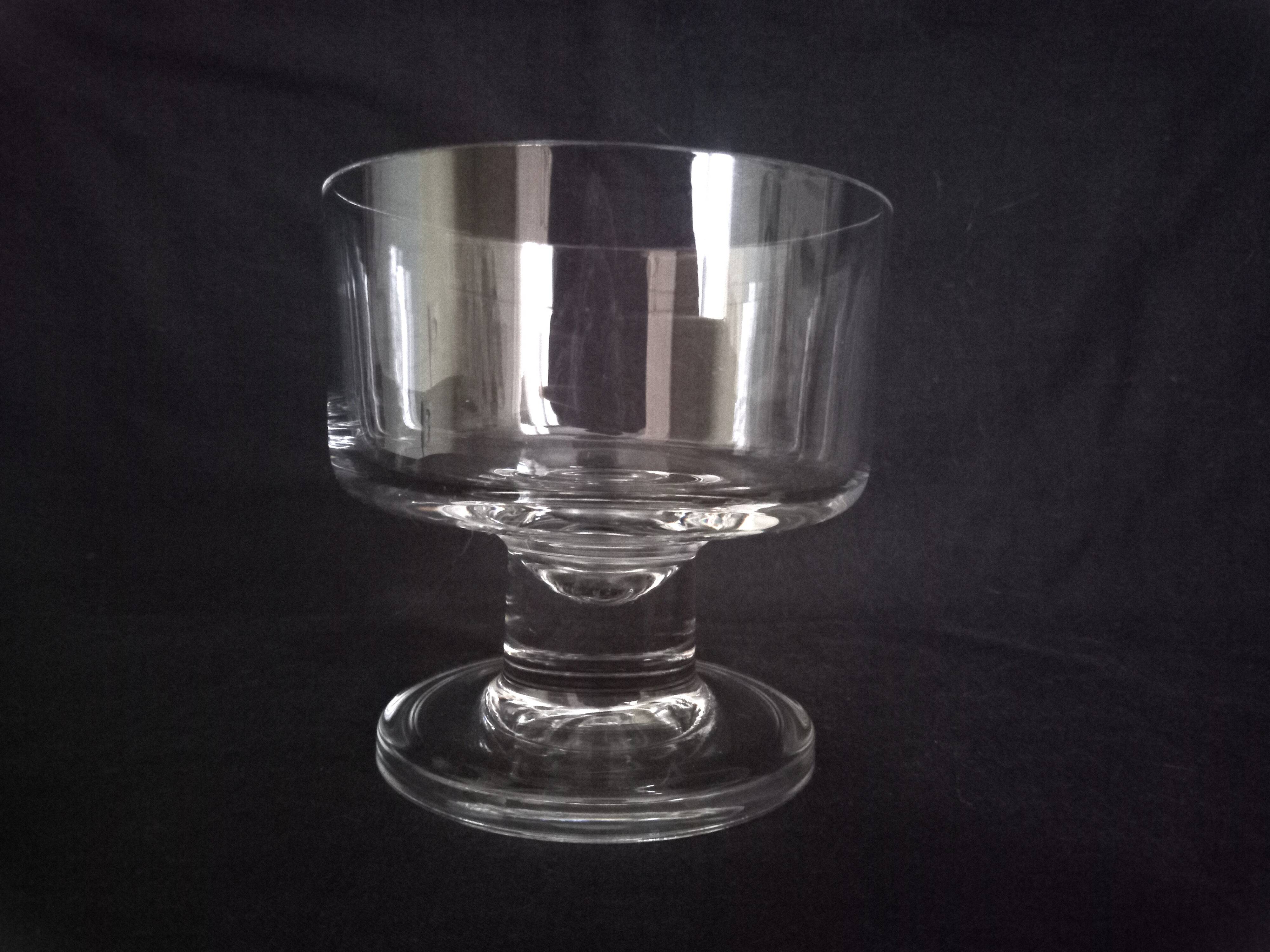 Set of 10 Art Deco crystal footed bowls.