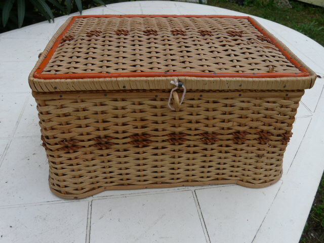 Vintage sewing box wicker bamboo 1950