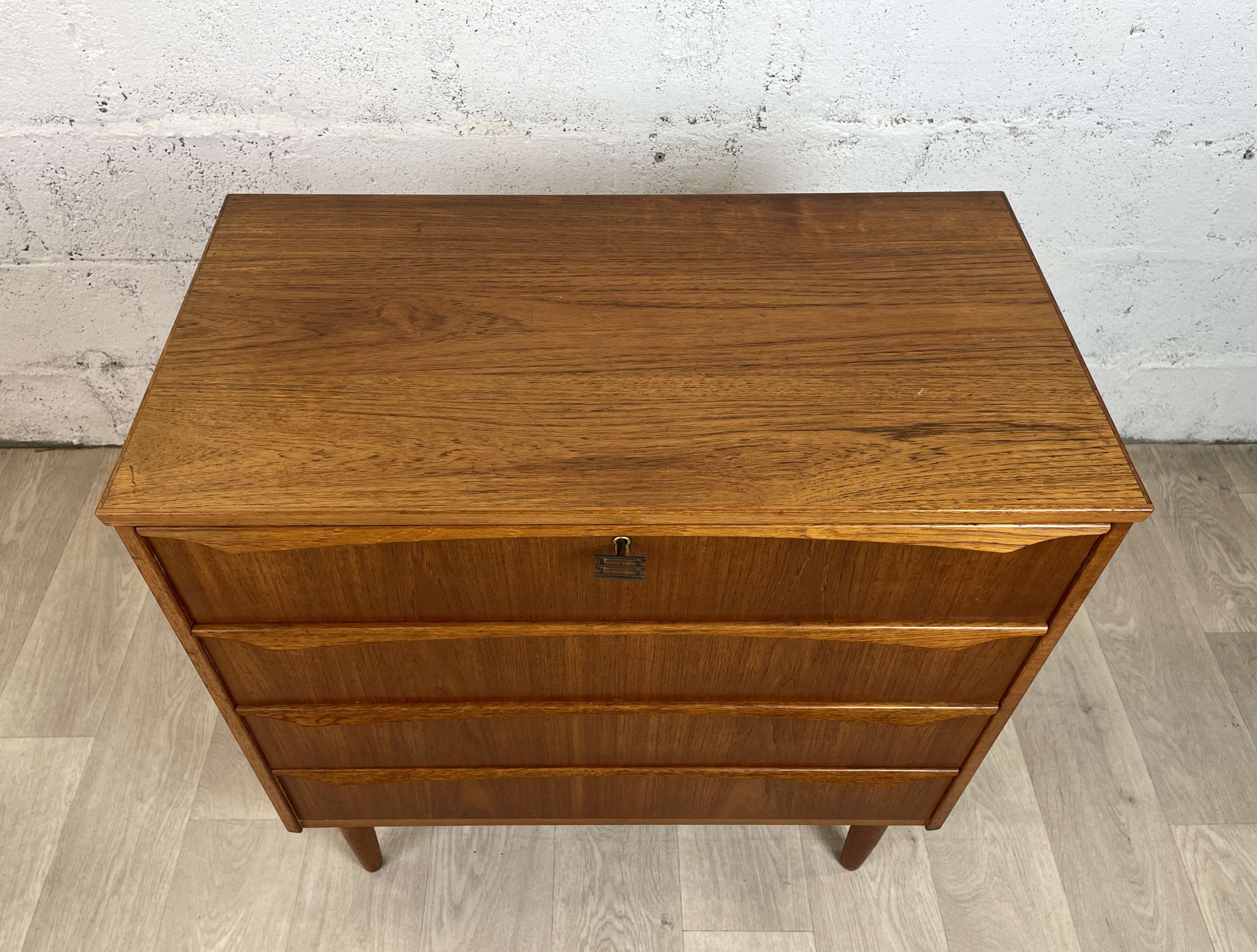 Scandinavian chest of drawers 4 vintage teak drawers, 60s