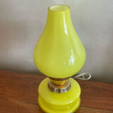 Lampe en verre jaune