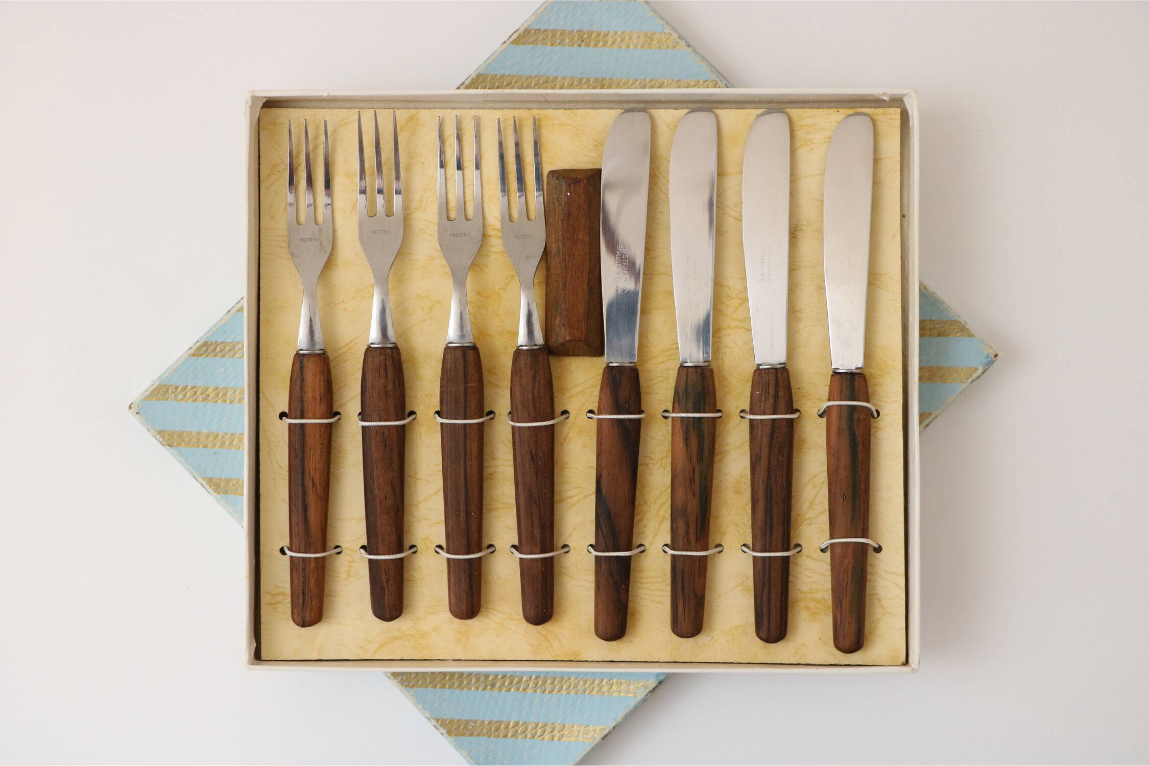 Set of 8 dessert cutlery, teak, 1960