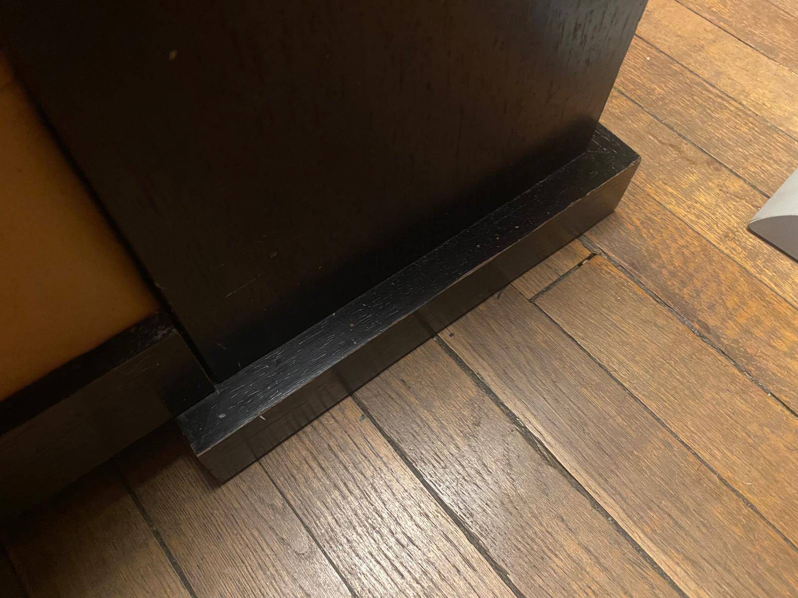 Hugues Chevalier sofa