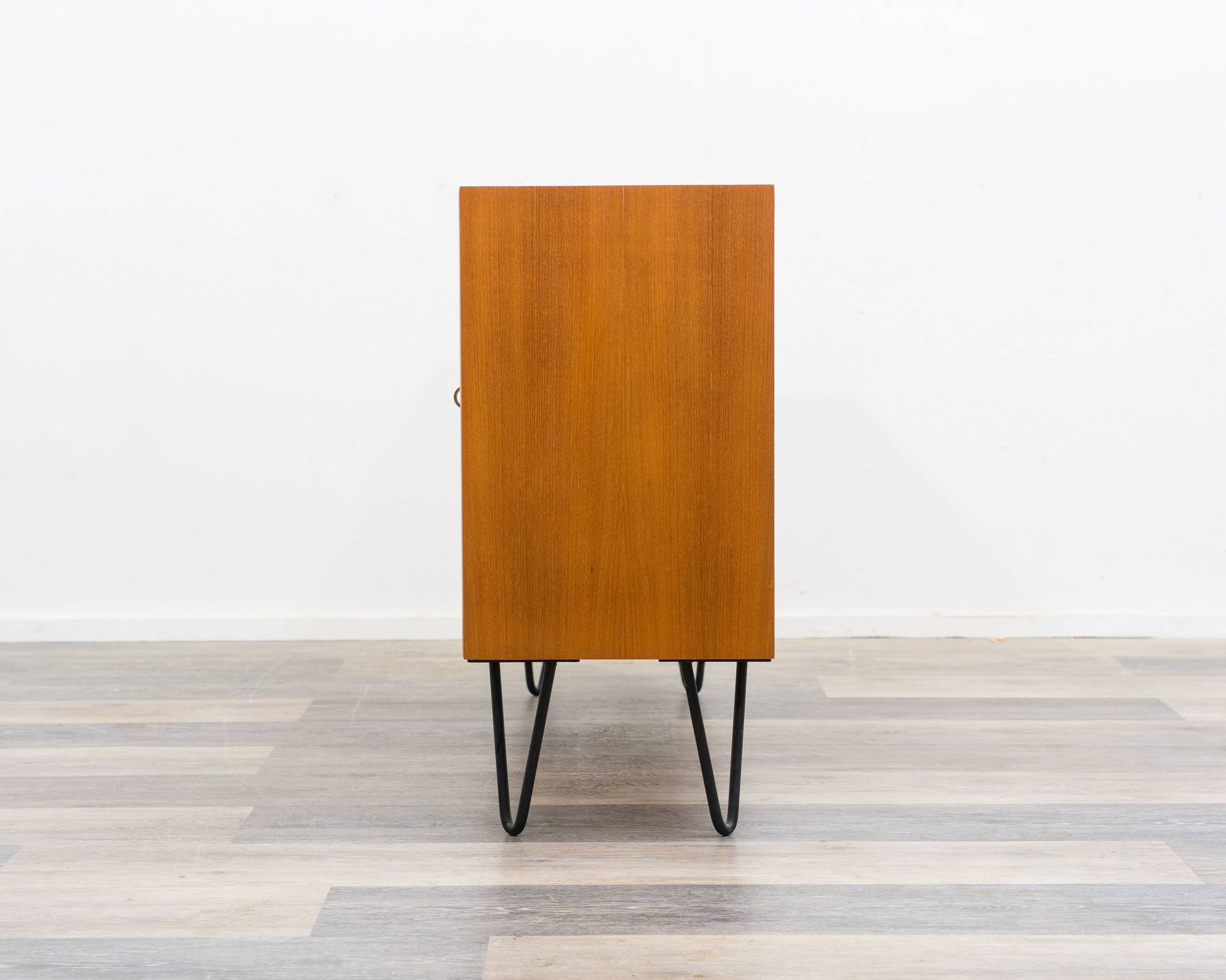 Two-door chest of drawers/sideboard with hairpin legs, 1960s. Restored