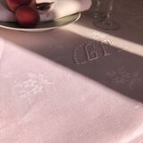 Nappe damassée ancienne en lin baby rose