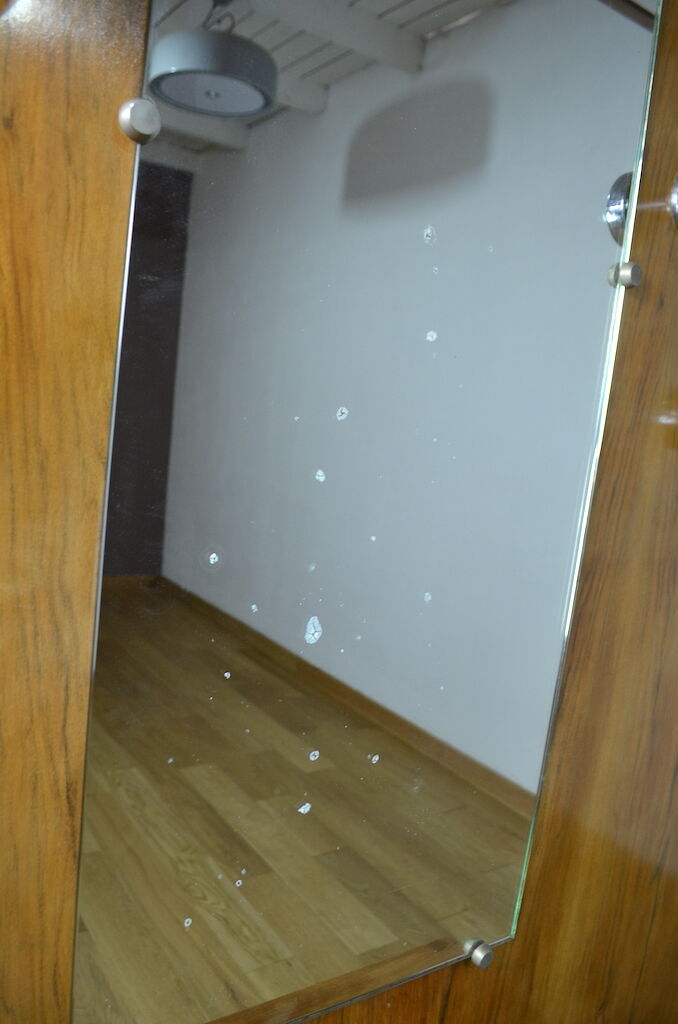 Art-deco cloakroom in walnut 1930/1940