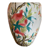 Chinese porcelain lamp with pomegranate decorations