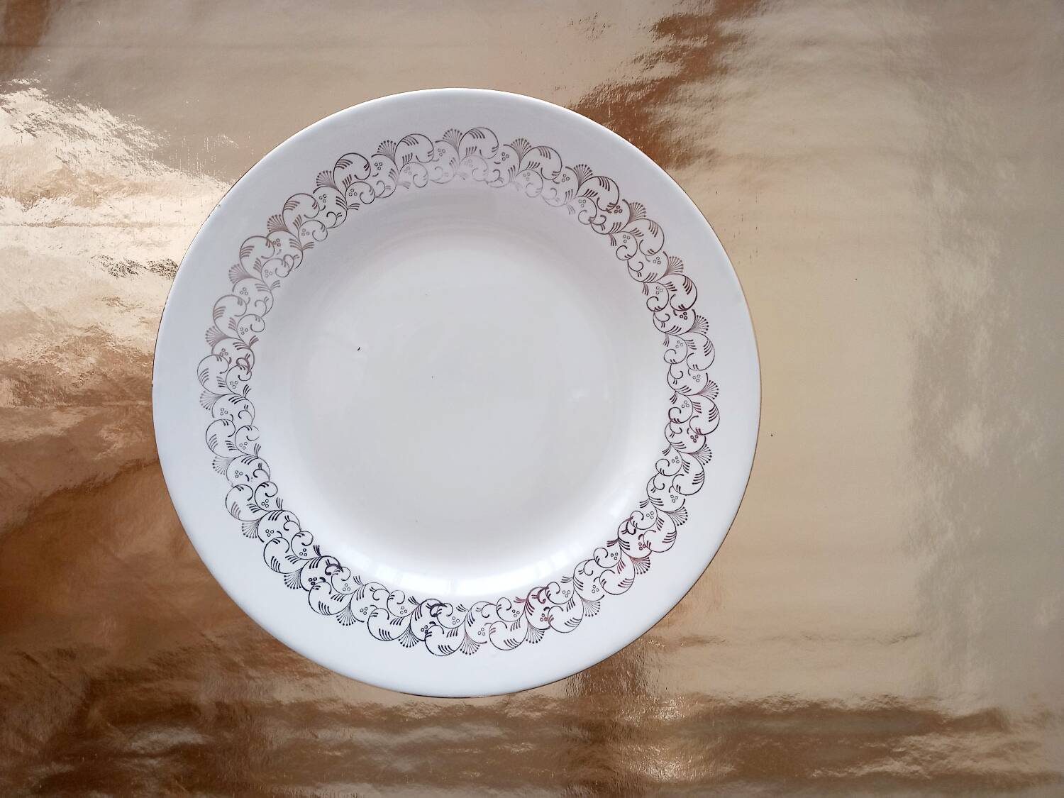 Sarreguemine and Digoin serving dish