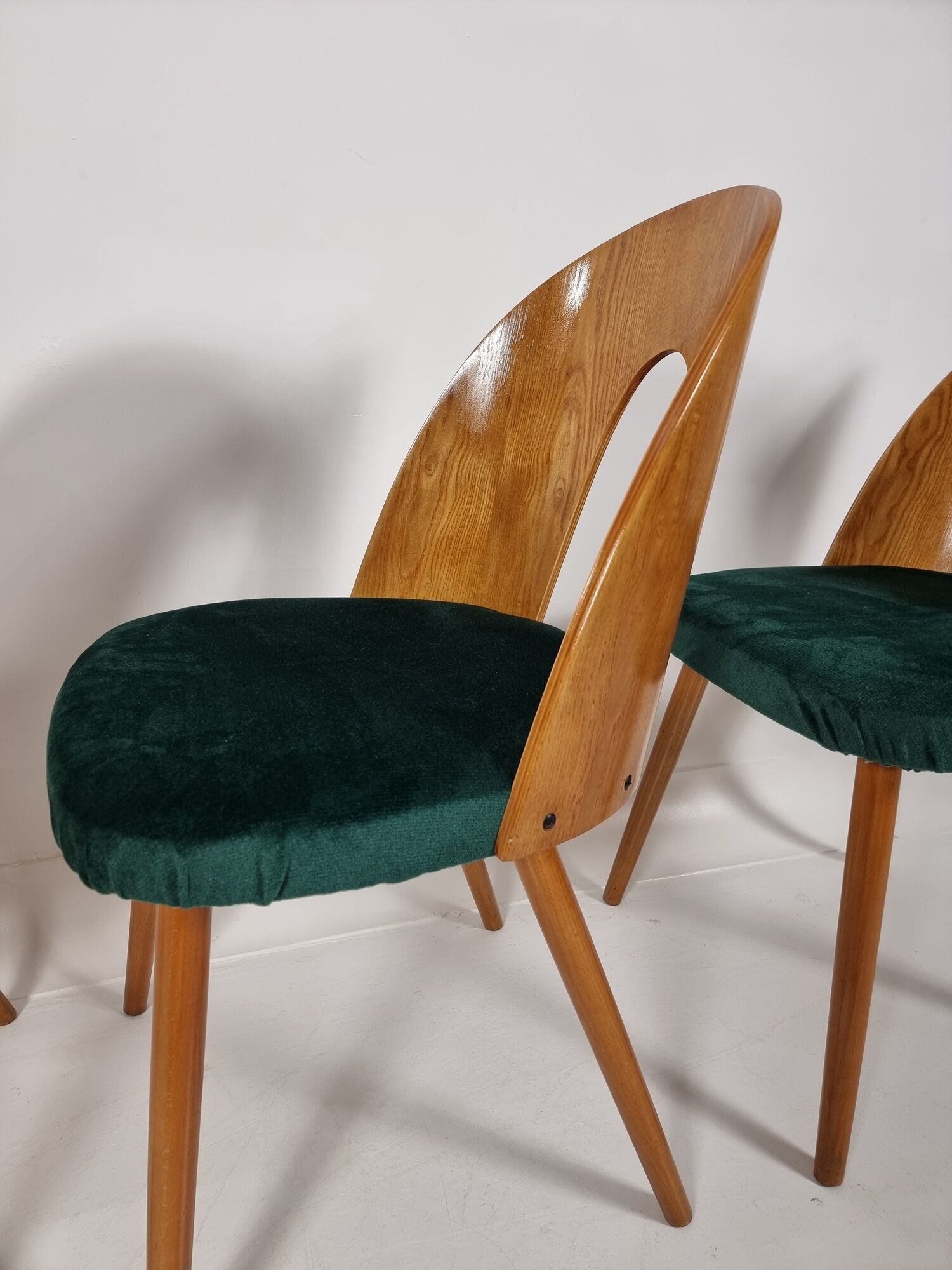 Dining Chairs by Antonín Šuman for Tatra, 1960s, Set of 4