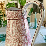 Broc vintage enamel pink and white