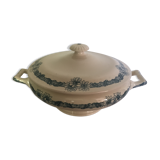 Dish with lid