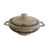 Dish with lid