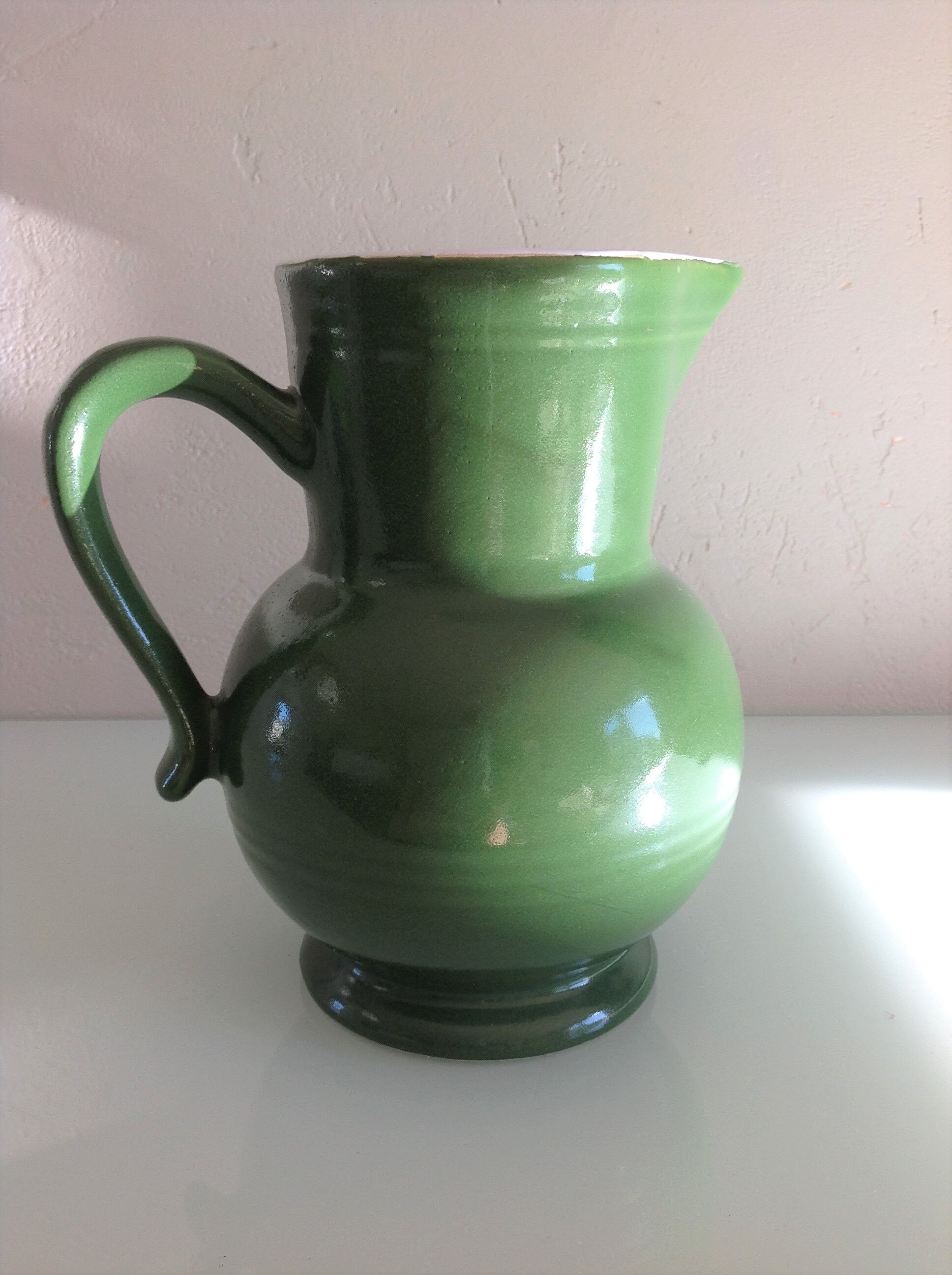 Pitcher ball in glazed green ceramic vintage 60s-70s