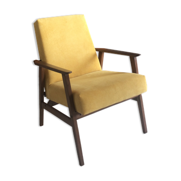 Yellow polish vintage chair 300-201