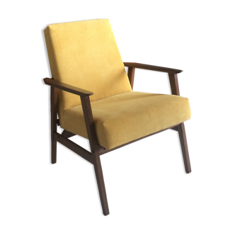 Yellow polish vintage chair 300-201