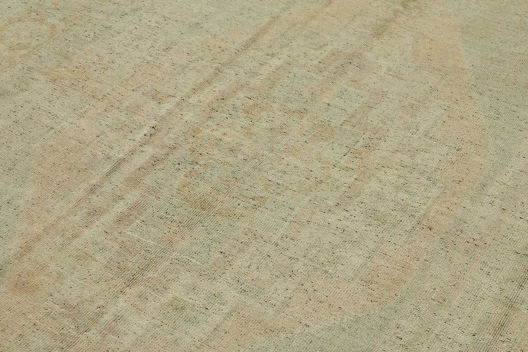 Turkish Vintage Anatolian Rug 167 cm x 272 cm