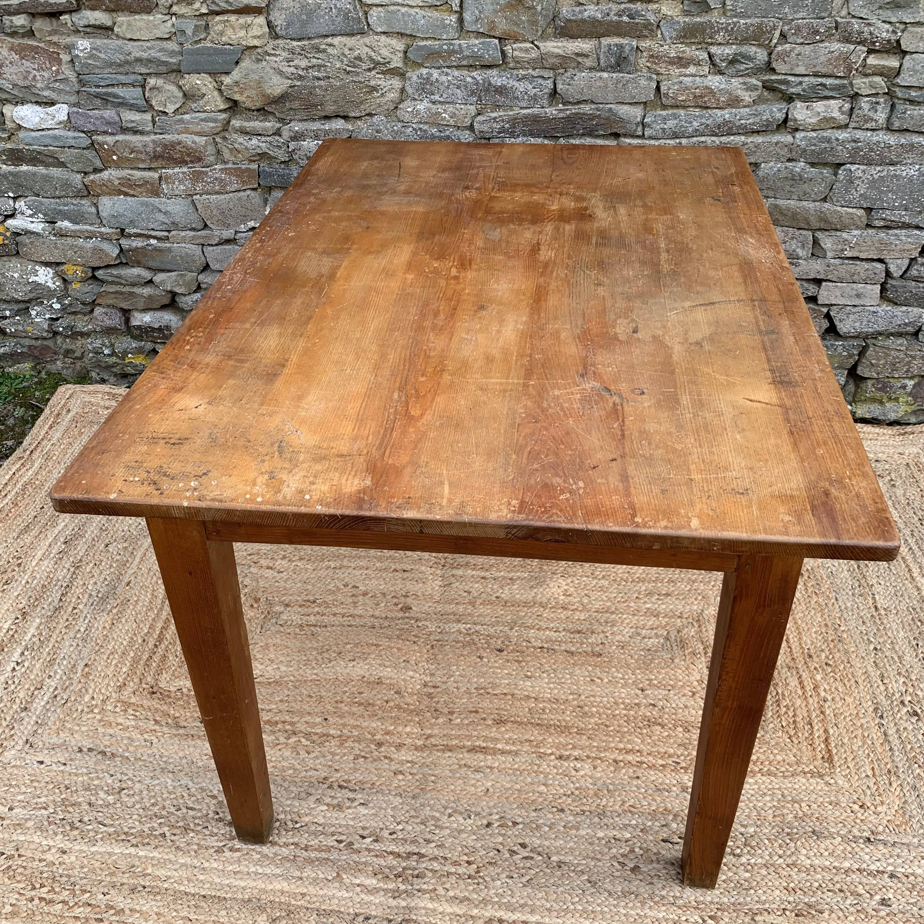 Table de ferme
