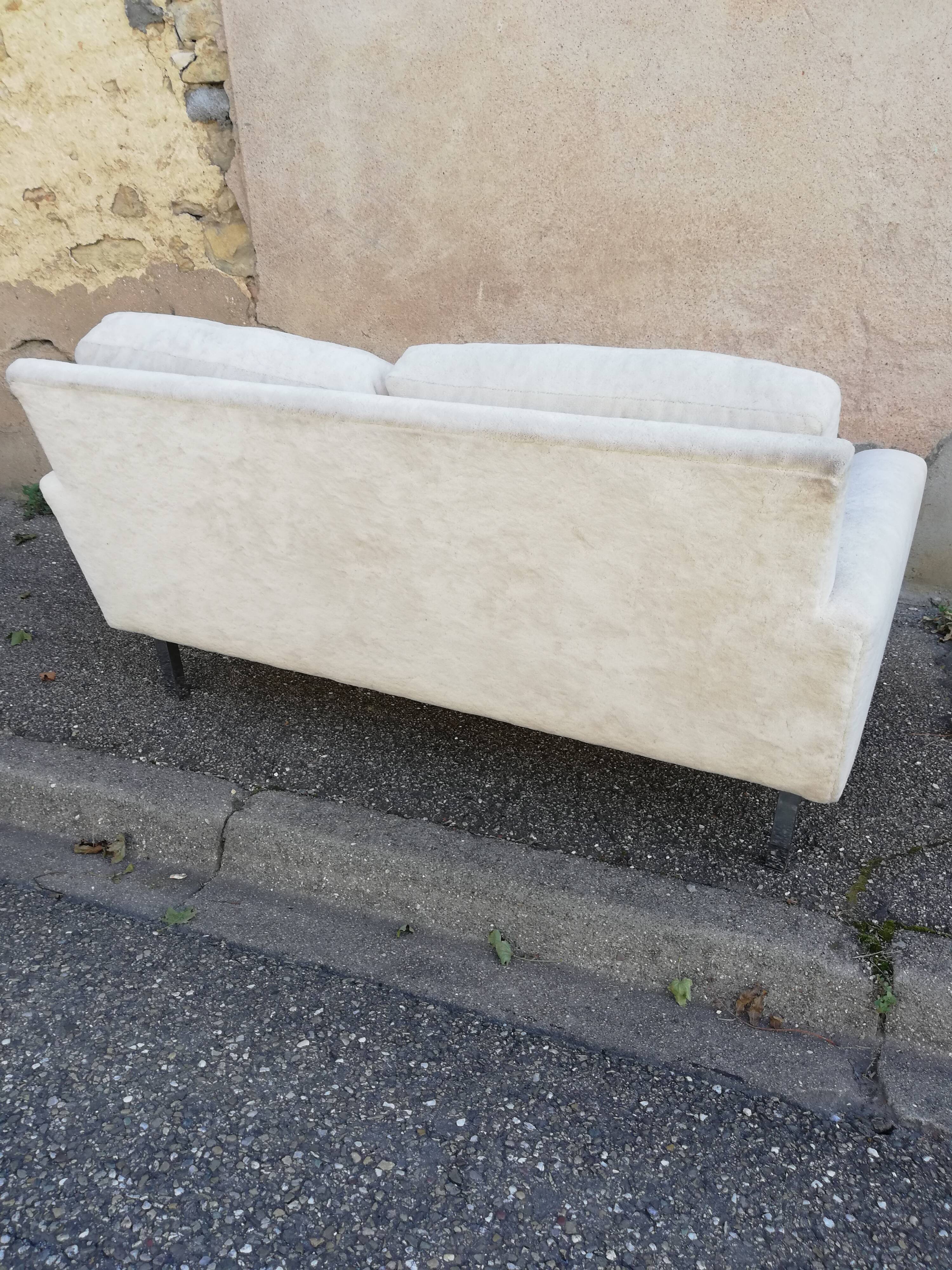 Vintage sofa 2 seats