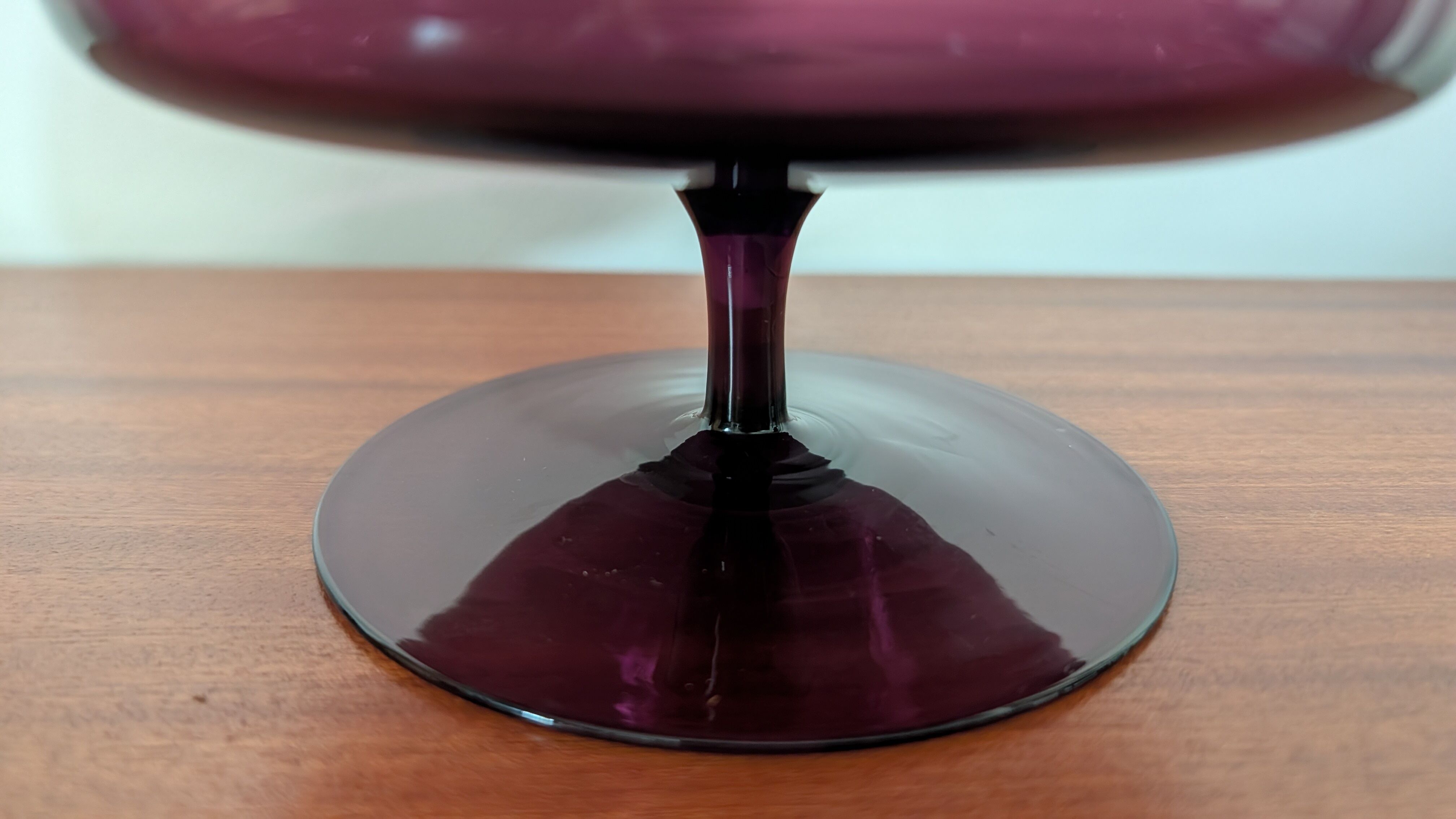 Purple smoked glass footed bowl – Scandinavian design spirit