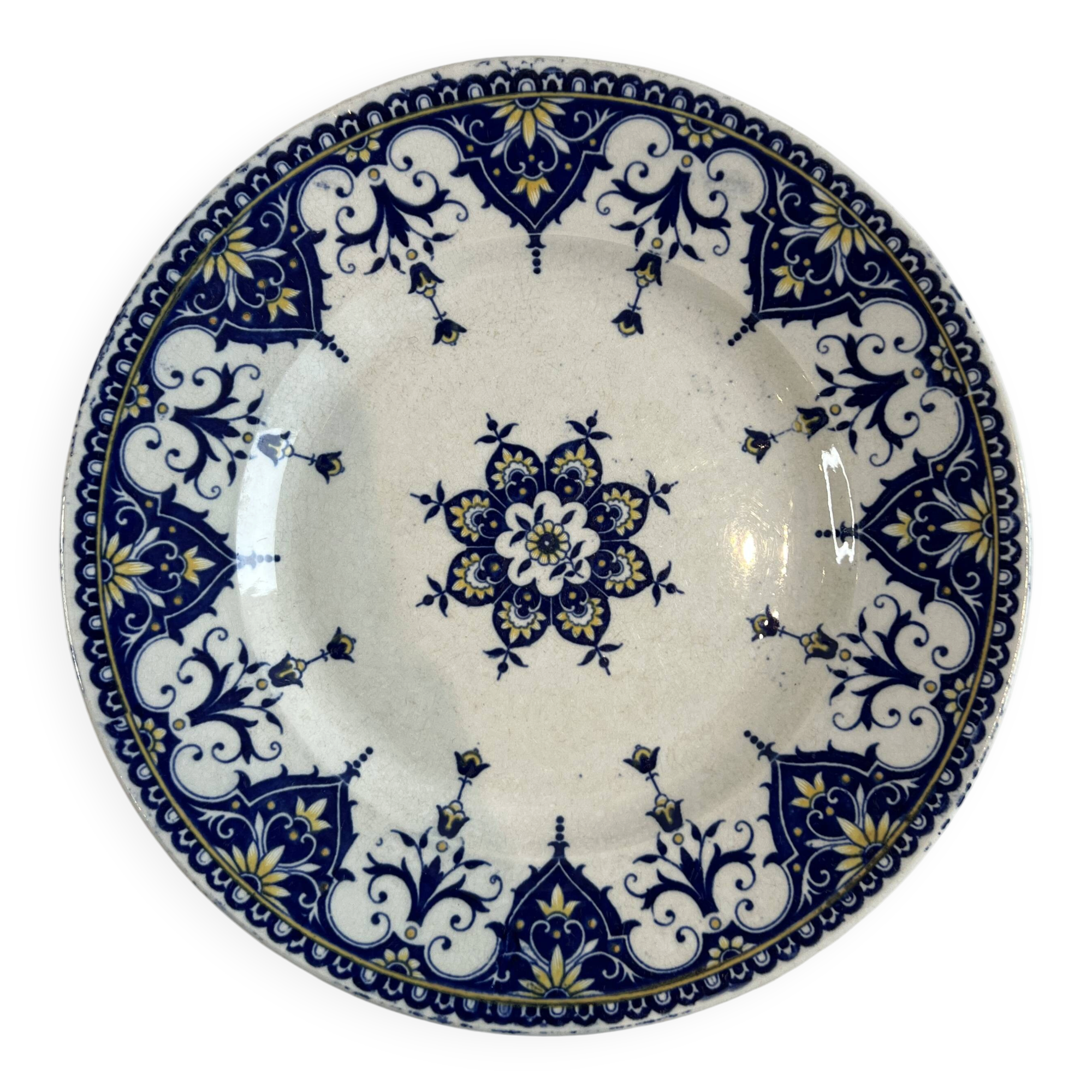 Small plate iron earth Sarreguemines Cluny