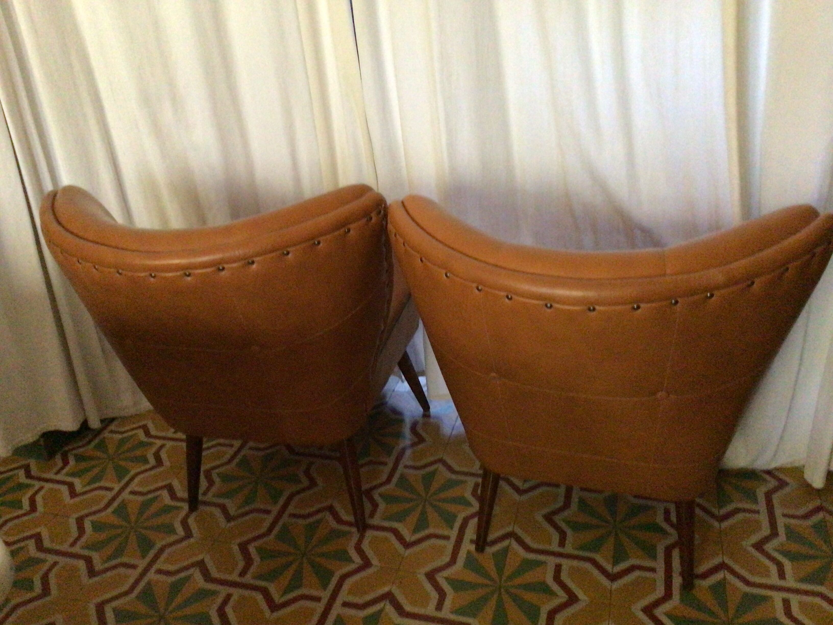 Paire de fauteuils vintage cocktail