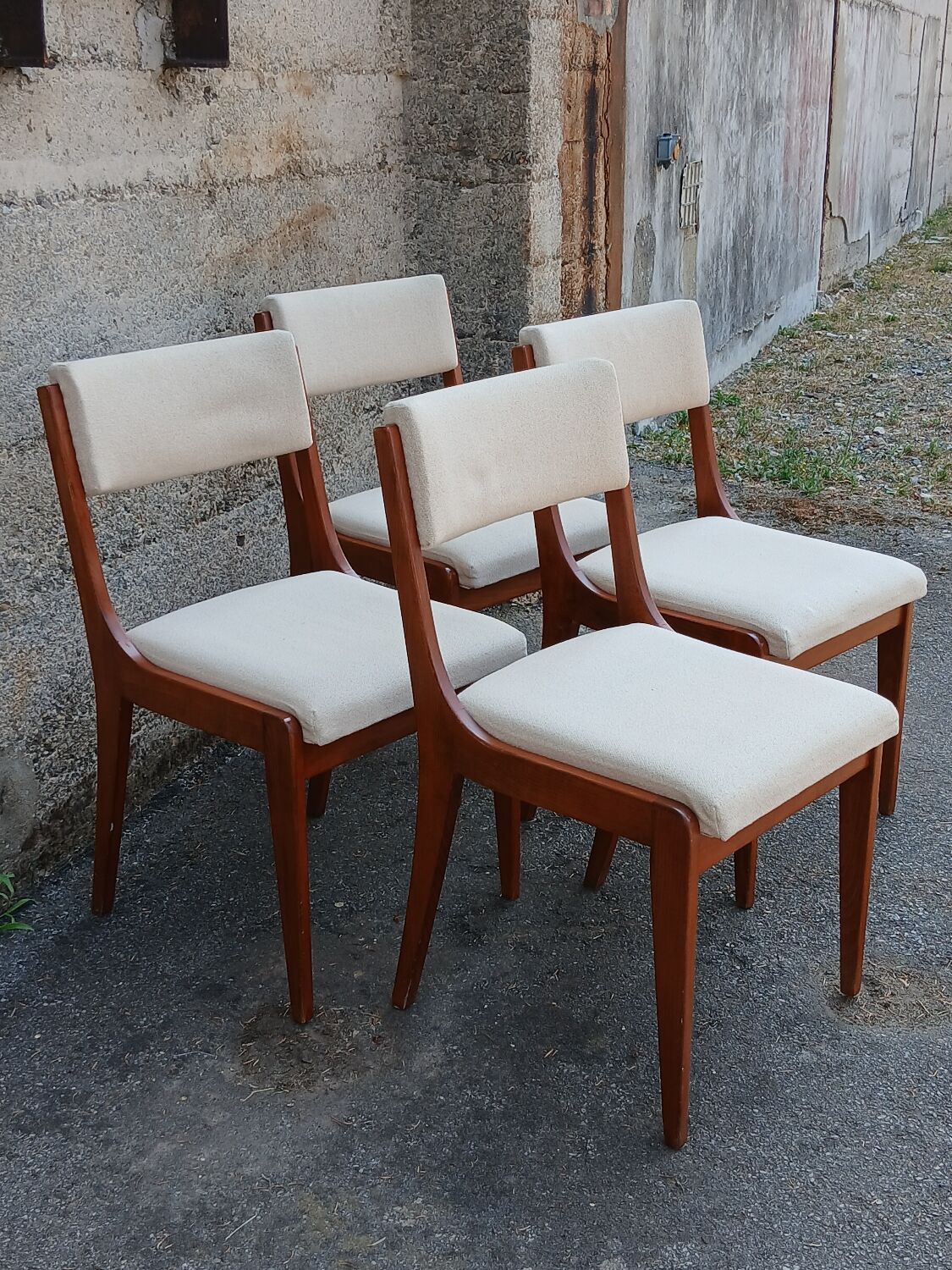 Quatre chaises Scandinaves années 60/70