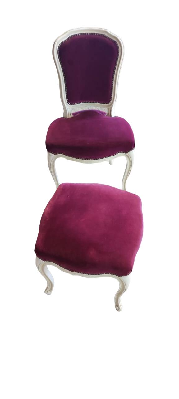 Castle chair and footrest in wood and burgundy velvet
