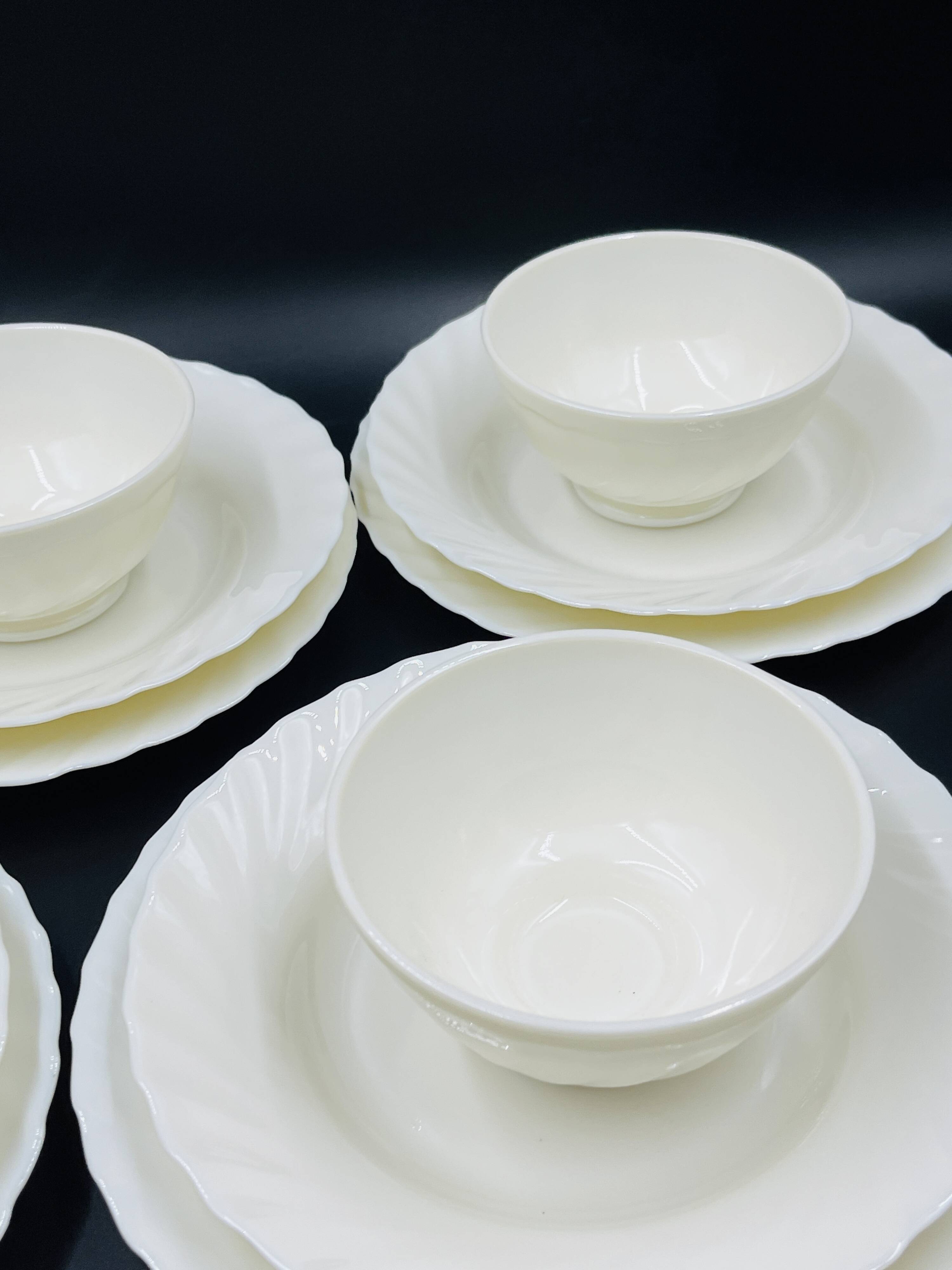 Vintage Arcopal Ivoire Trianon Service Table 18 Pieces