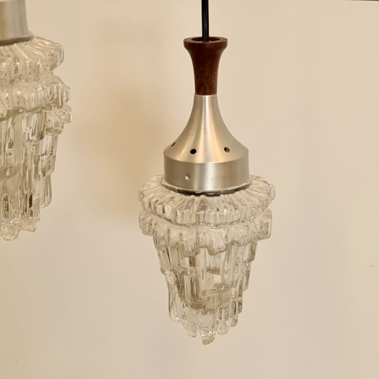 Brutalistic chandelier 3 light points