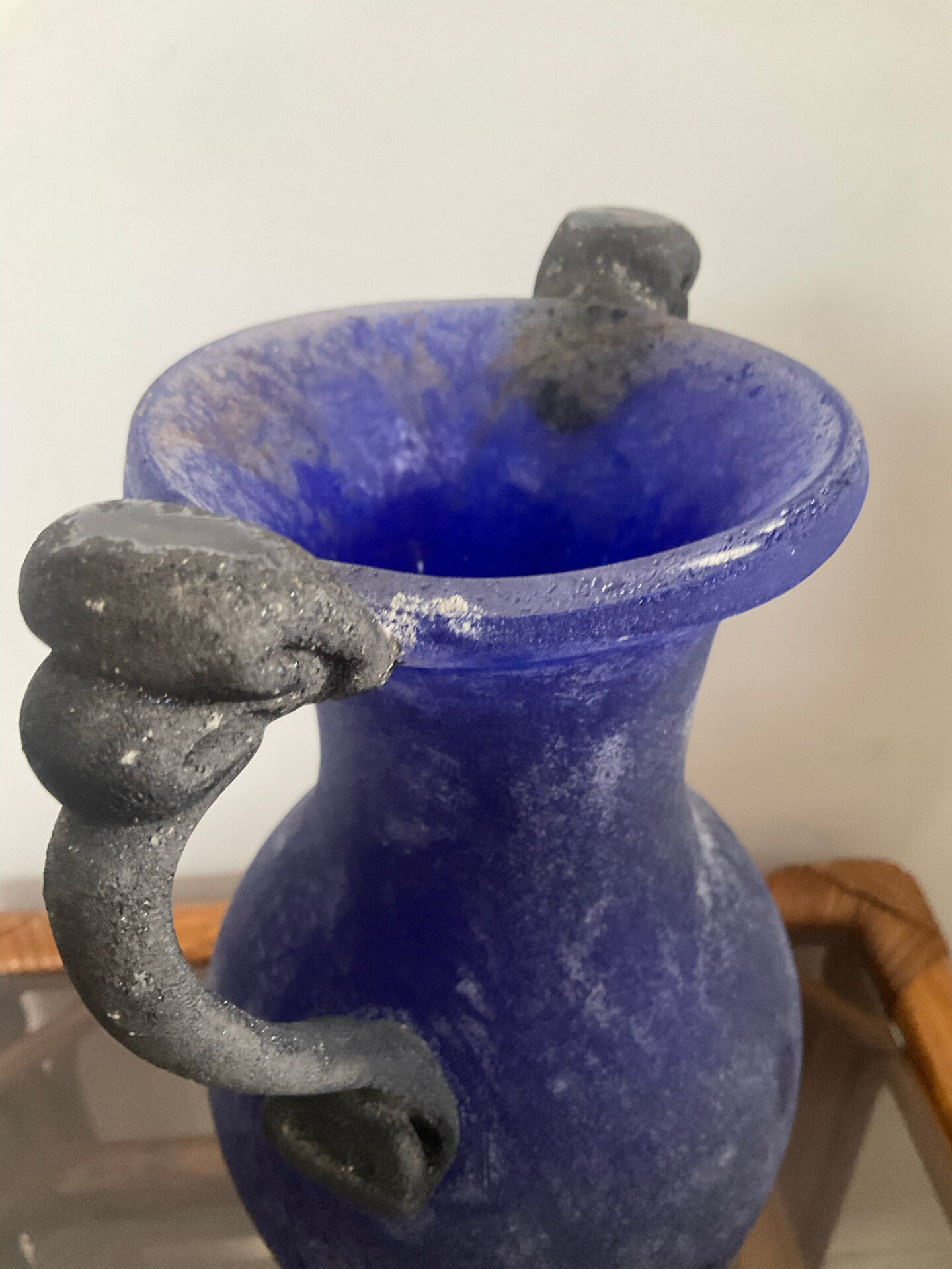 Amphora vase excavated in Murano glass