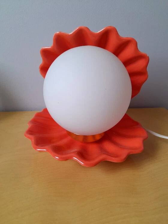 Lampe coquillage en porcelaine et opaline 1980
