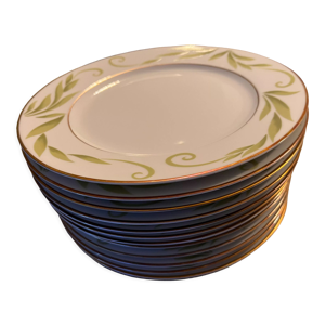 assiette plate en porcelaine