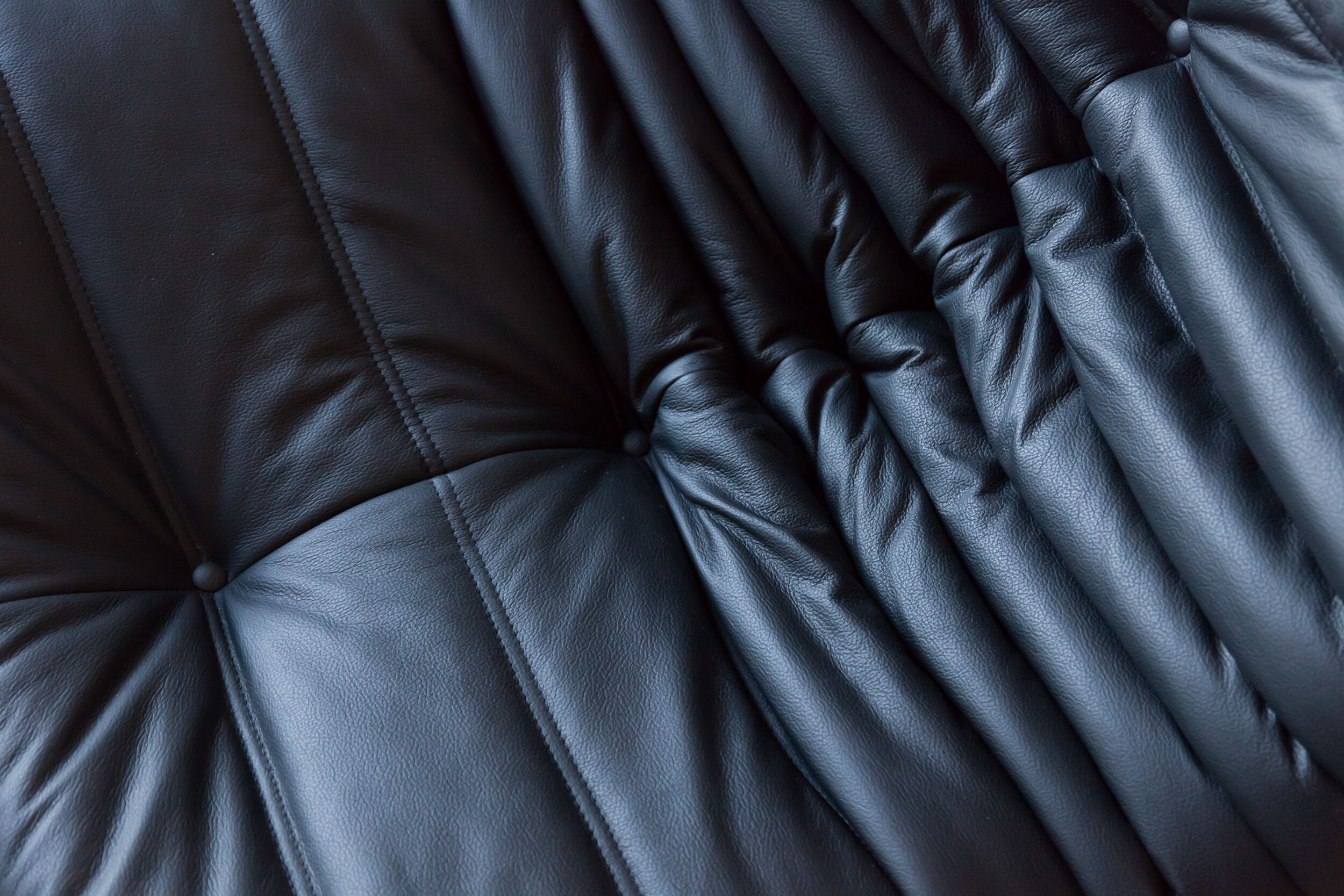 Togo armchair model designed by Michel Ducaroy 1973