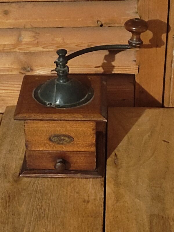 Coffee grinder wood kitchen peugeot