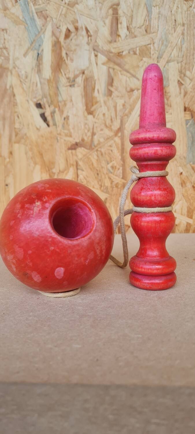 Vintage wooden bilboquet