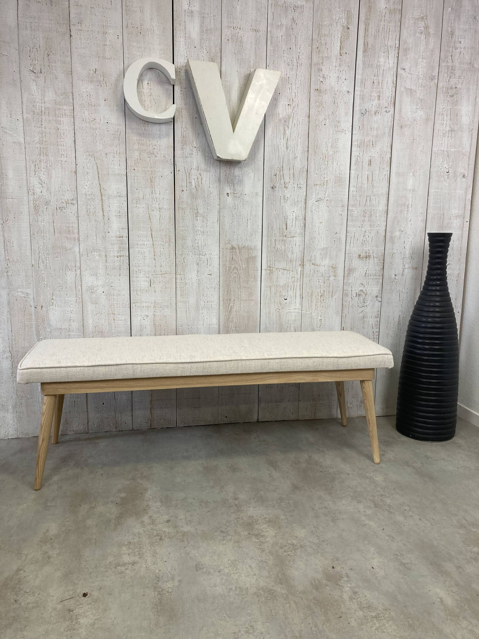 Scandinavian bench