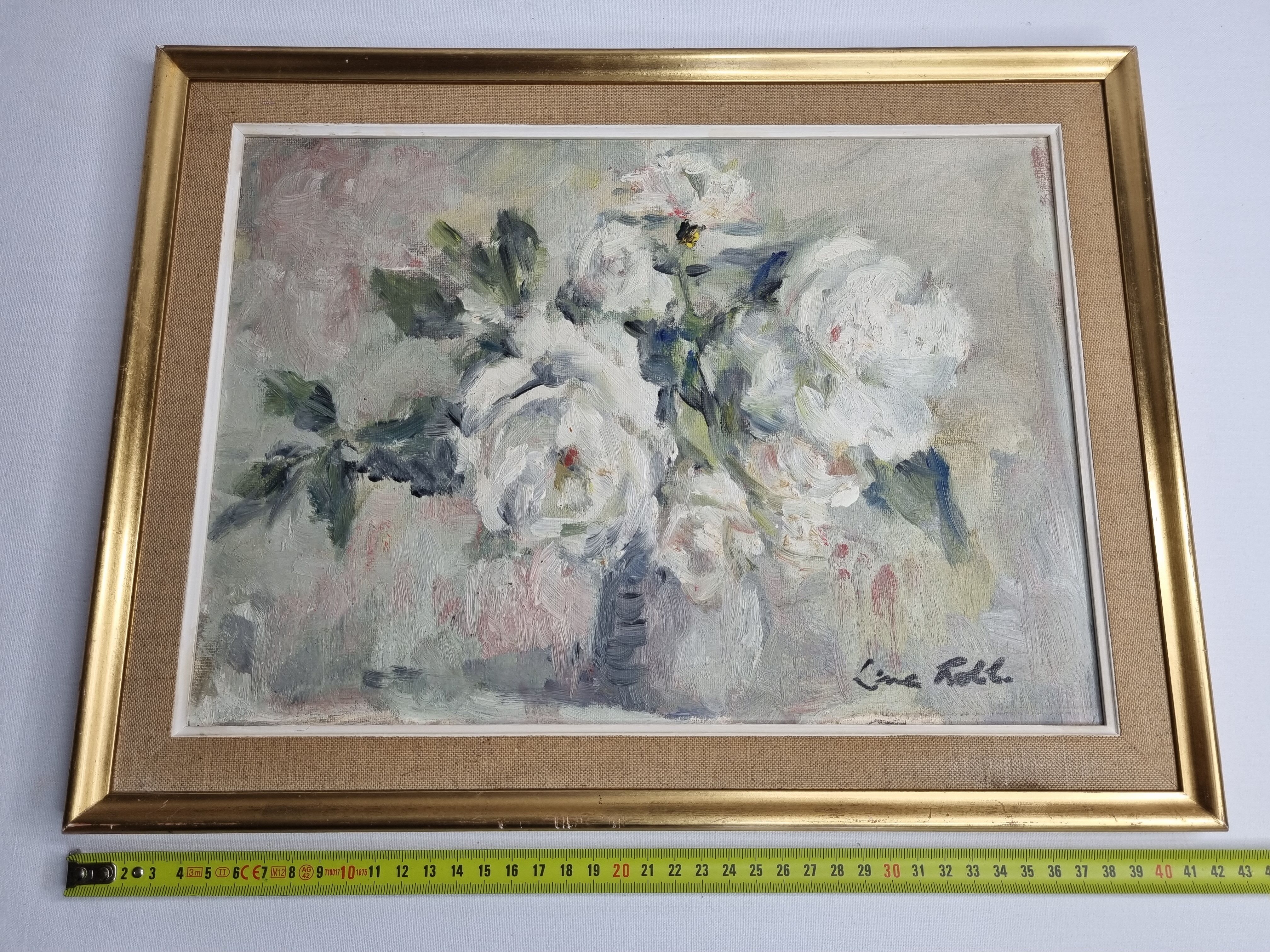 Floral composition, roses, oil on panel signed Line Roll.