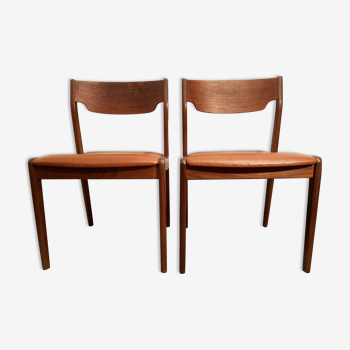 Paire de chaises danoise années 60 en teck et cuir marron estampillées «Made in denmark»