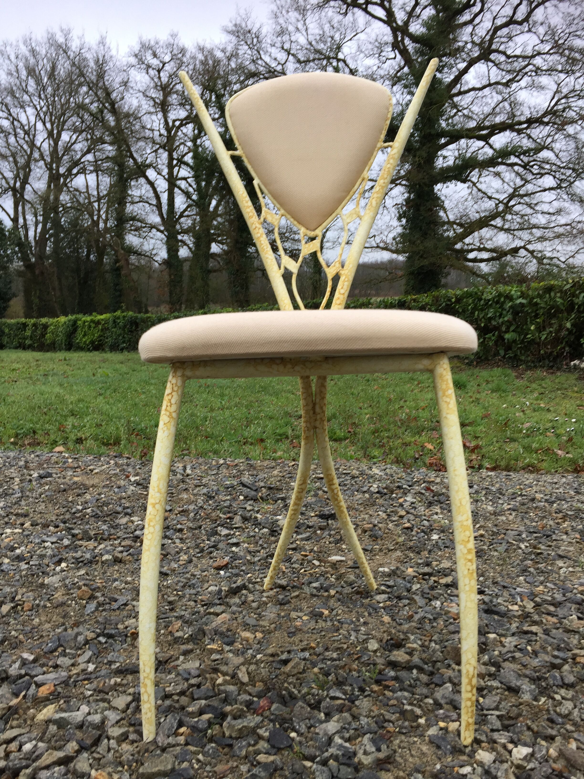 4 vintage chairs in tubular metal lacquered white yellow.